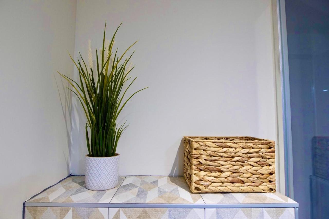Apartamento Tiny Stud Pau Exterior foto